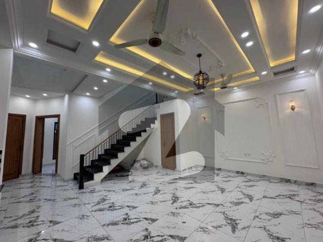 On 60 Feet Road With Classical Elevation 11.5 marla new brand double story house available for sale, in citi housing gujranwala on prime location. Citi Housing Society