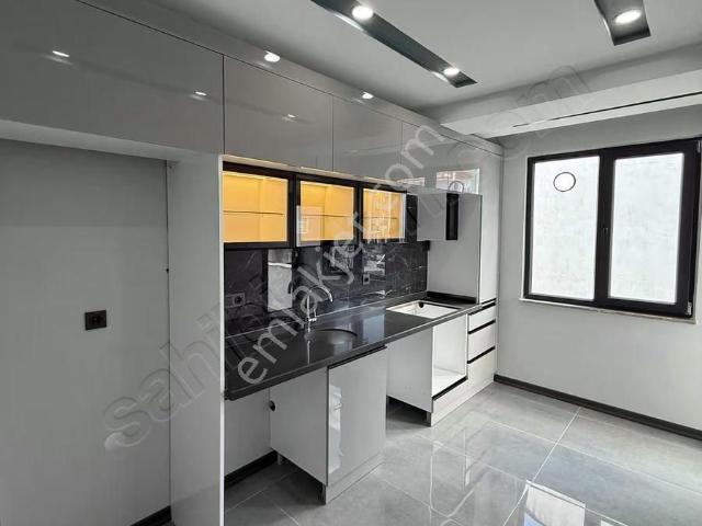 Ön Cephe Arakat 2+1 Ultra Lüks 1.sınıf İşçilik Sıfır Daire