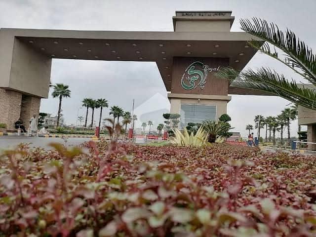 On Excellent Location 1 Kanal Residential Plot In Royal Palm City Block C Is Best Option