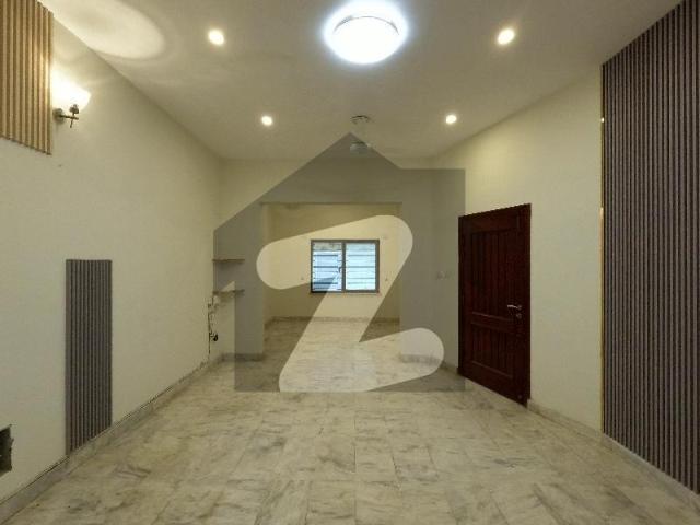 On Excellent Location 4 Marla House For sale In Rs. 36000 Only G 13/4