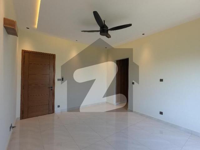 On Excellent Location D 12/1