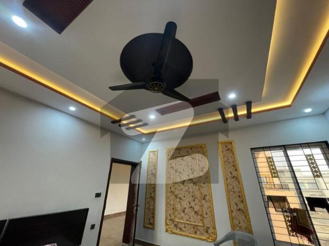 On Excellent Location House For sale In Rs. 53000 LDA Avenue