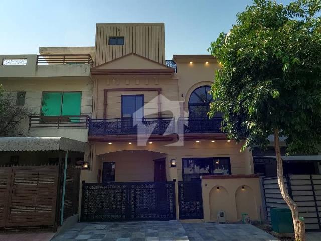 On Excellent Location House Of 4 Marla Is Available For Sale In D 12/1