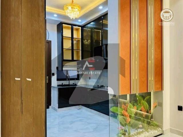 On Excellent Location House Of 5 Marla Available In Citi Housing Society