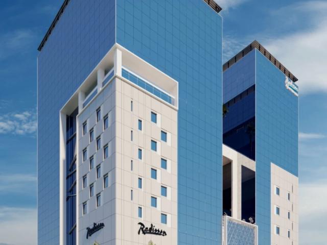 On INSTALLMENTS at Mian Boulevard Gulberg Tallest Building of Lahore Gulberg 3 ID 70015