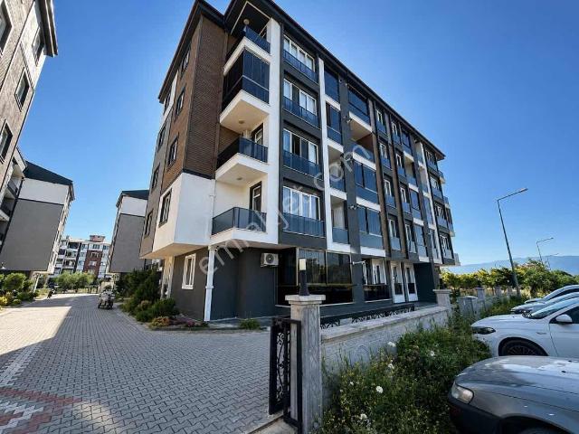 Onmax Burhaniye Kocacami'de Satılık 2+1 Önü Açık Ferah Daire
