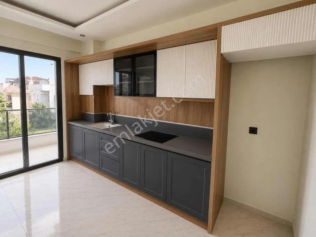 Onmax Burhaniye'de Satılık 2+1 Ebeveyn Banyolu Ara Kat Daire