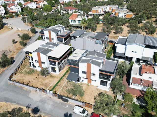 Onmax İçmelerde 4+1 Deniz Manzaralı140 M2 Satılık Kat Dubleksi