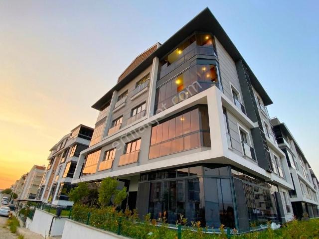 Onmaxtan Altınkumda Ara Kat Ön Cephe Satılık 2+1 Sıfır Lüx Daire