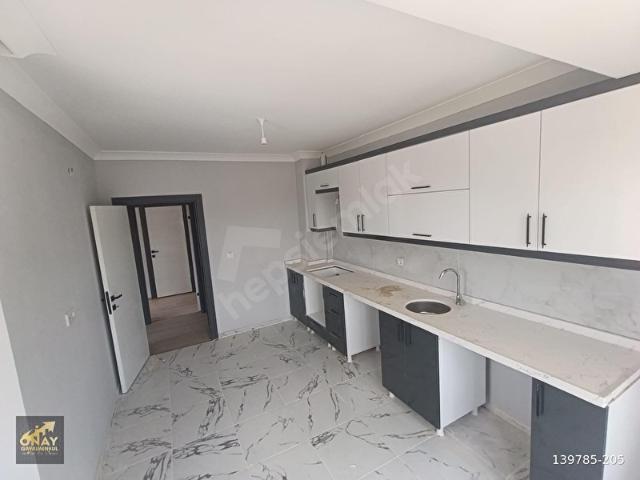 ONAY GAYRİMENKUL YEŞİLTEPE MAHALLESİ 3+1 ARA KAT