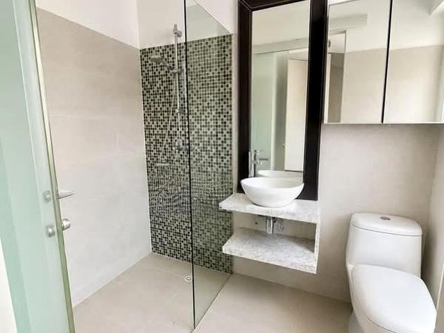 Onan Road D15, Terrace