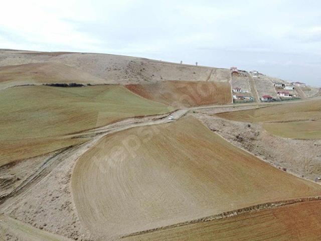 ÖNCÜ'DEN KIZIK MAH. TOKİ PROJESİNE SINIR 226 M2 MÜKEMMEL ARAZİ