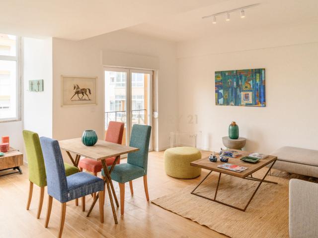 Onde o design moderno, a luz natural e a funcionalidade se encontram