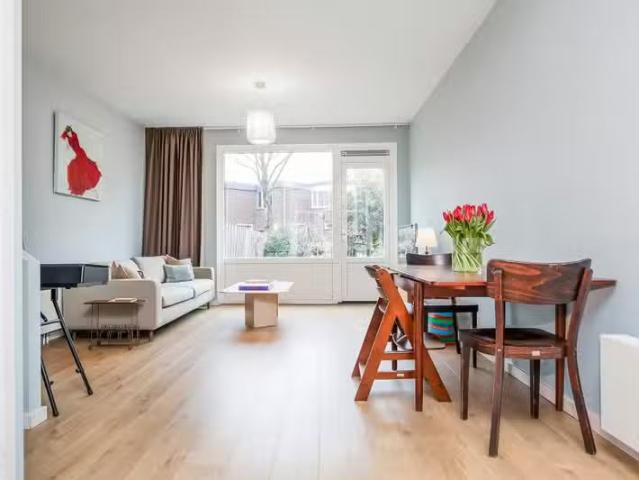 Onder bod: Marten Corverhof 31, 1065 TH Amsterdam