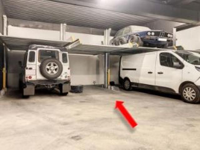 Ondergrondse dubbel hoge parking centrum Gent