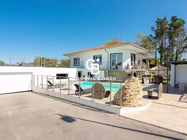 Ondres 40440 Achat / Vente maison 8 pièces t8 piscine