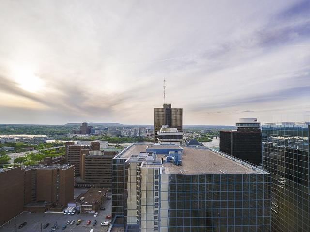 One80five 1 Bedroom Apartment for Rent at 185 Lyon St N, Ottawa, ON K1R 7Y4 Downtown Ottawa