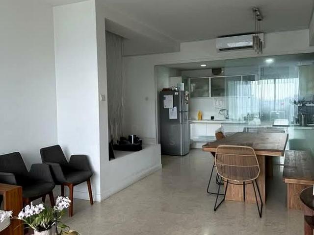 One Amber D15, Condominium