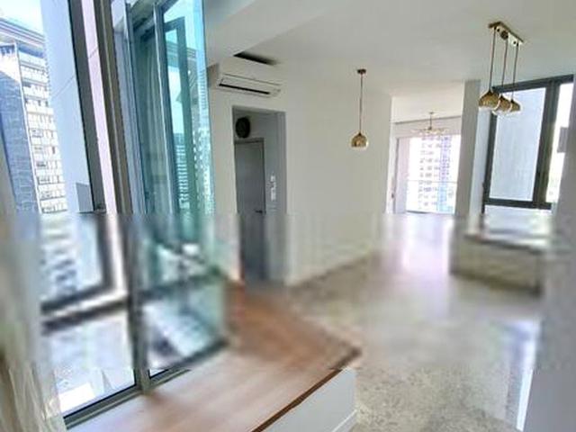 One Amber D15, Condominium
