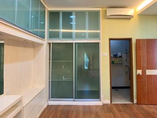 One Borneo 1440sf BELOW MARKET VALUE