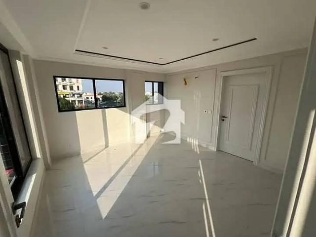 One Bed Non Furnished Apartment Available For Rent In Bahria Town Lahore