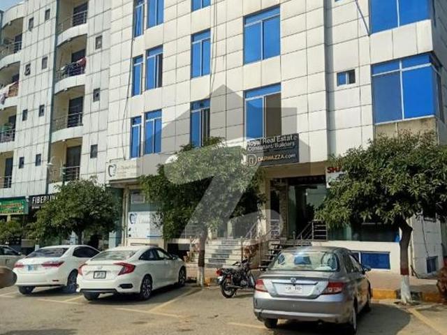 One Bed Apartment Available For RENT F 17