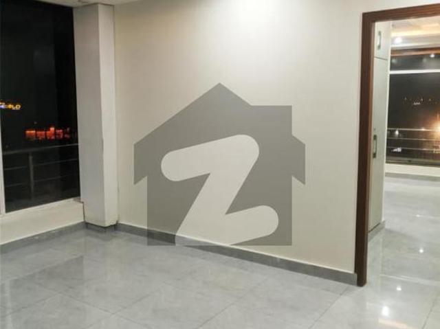 One Bed Apartment On Prime Location In Bahria Town Sector E