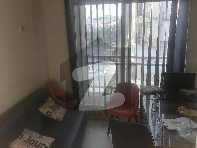 One bed aprtmint for rent civc center
