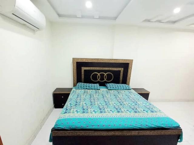 One Bed Furnished Appartment for Rent Daily Lahore Bahria Town ID 90550