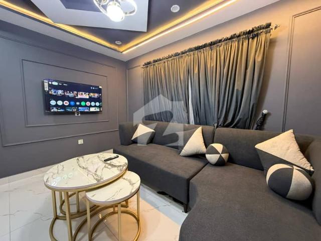 One Bed Luxury Furnished Apartment For Rent in Prime Location