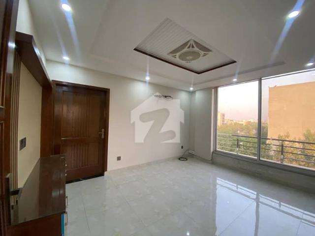 One Bed Luxury Non Furnished Apartment For Rent In Bahria Town Lahore