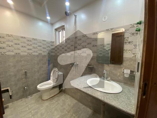 One Bed Luxury Non Furnished Apartment For Rent In Bahria Town Lahore Bahria Town Sector C