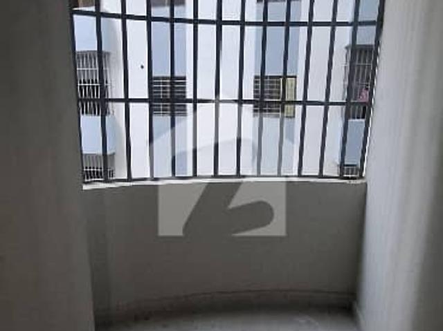 One bed lounge apartmenet in daniyal residency