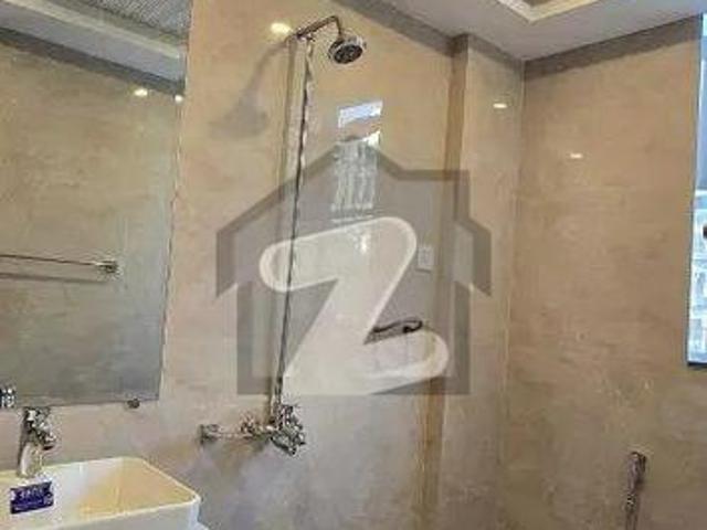 One Bed Ultra Luxury Non Furnished Apartment For Rent In Bahria Town Lahore Bahria Town Sector C