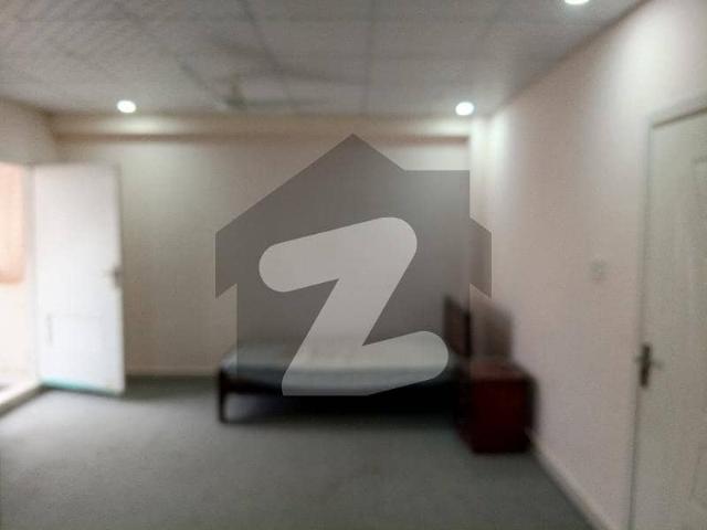 One Bed UnFurnished Apartment For Rent