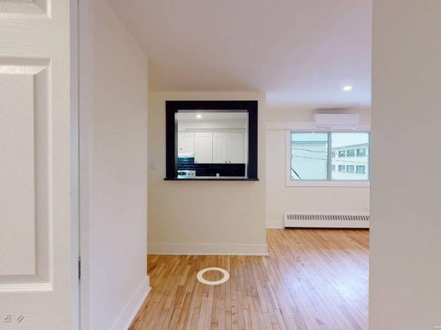 One Bedroom 3.5 Large 2925 Rue Louis Paré, Lachine