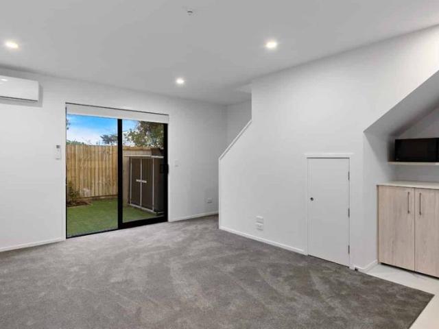 One bedroom Townhouse