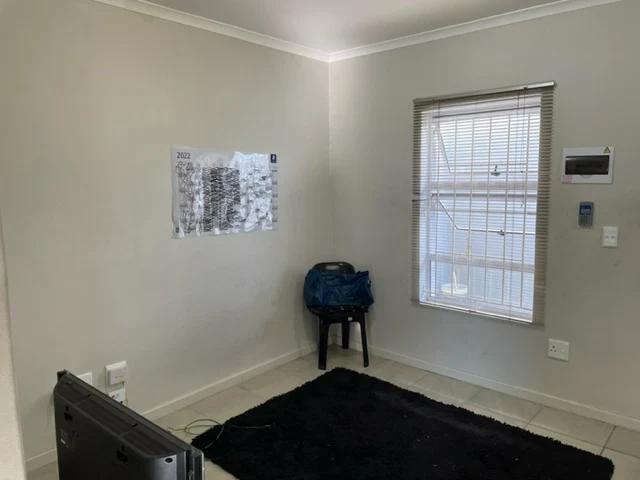 One bedroom apartment in security complex