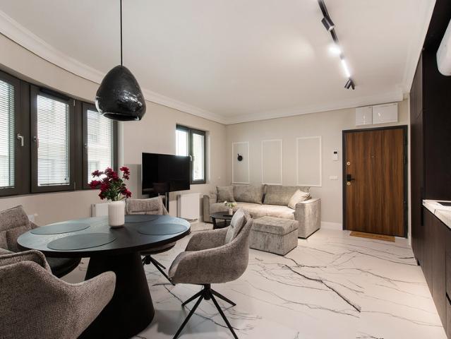 One bedroom apartment, Smoleńsk 33/C202