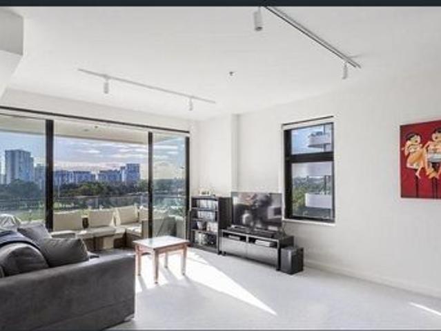 One bedroom apartment with uninterrupted views to Cook River