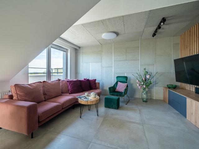 One bedroom apartment, Świętej Barbary 11/80