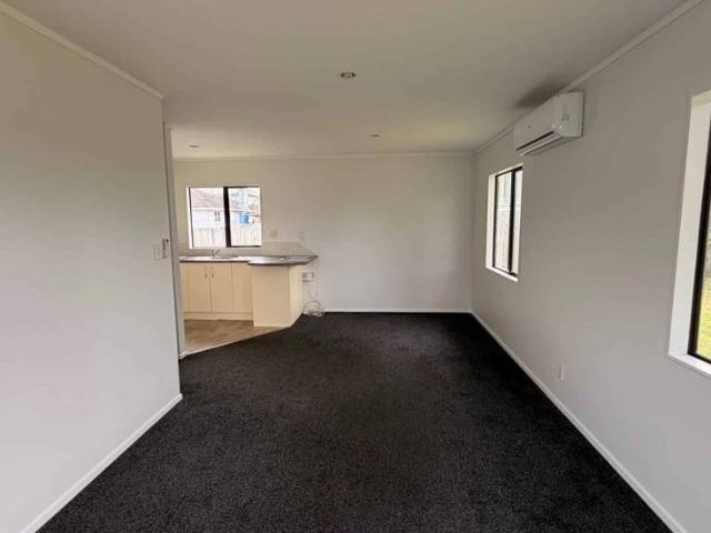 One Bedroom Flat with potential in Prime Glend.