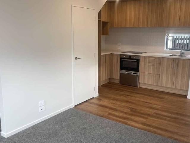 One bedroom home available for 6 month lease!