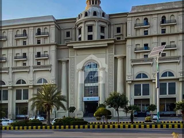 One Bedroom Luxurious Furnished Apartment Available For Rent Yearly Or Monthly Or Daily Basis