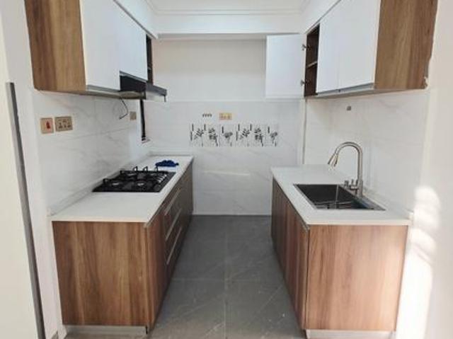 One Bedroom Modern Apartments plus Study Room
