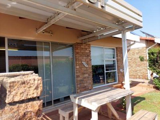 one bedroom on the market in a retir.