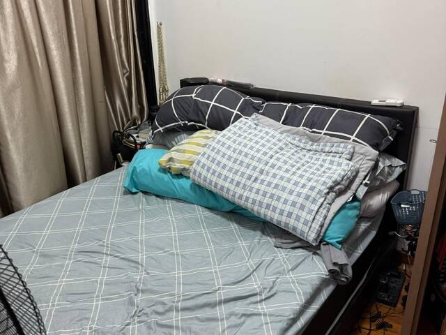 One bedroom plus home office