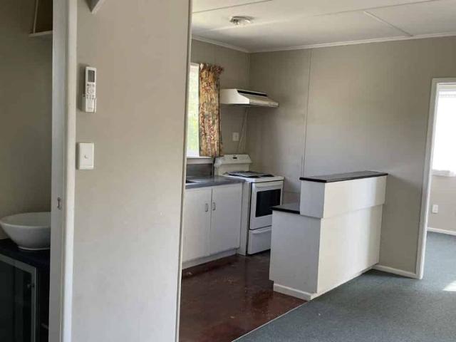 One Bedroom Stand Alone Unit in Holdens Bay