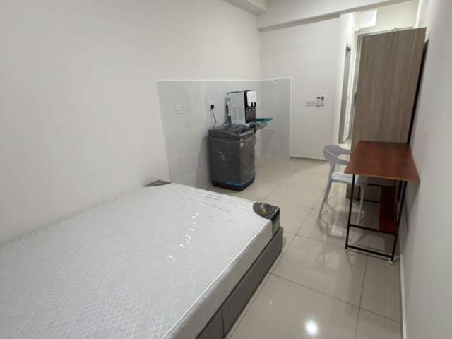 One Equine @ Seri Kembangan, Taman Equine STUDIO UNIT WITH BALCONY!