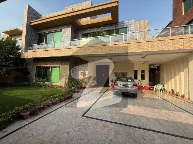 One Kanal 3 Marla total 23 marla House For Sale Valencia Town Lahore
